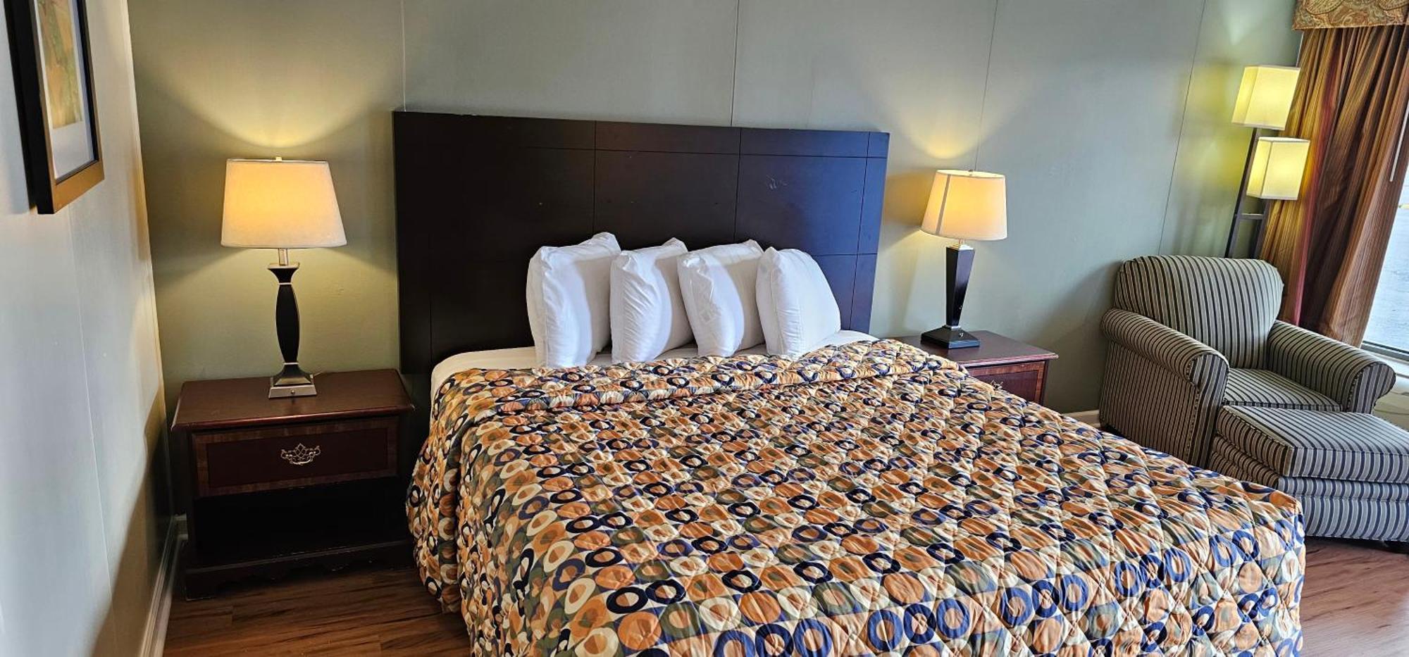 דנוויל Astoria Hotel West מראה חיצוני תמונה